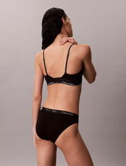Lightly Lined Balcon Black
