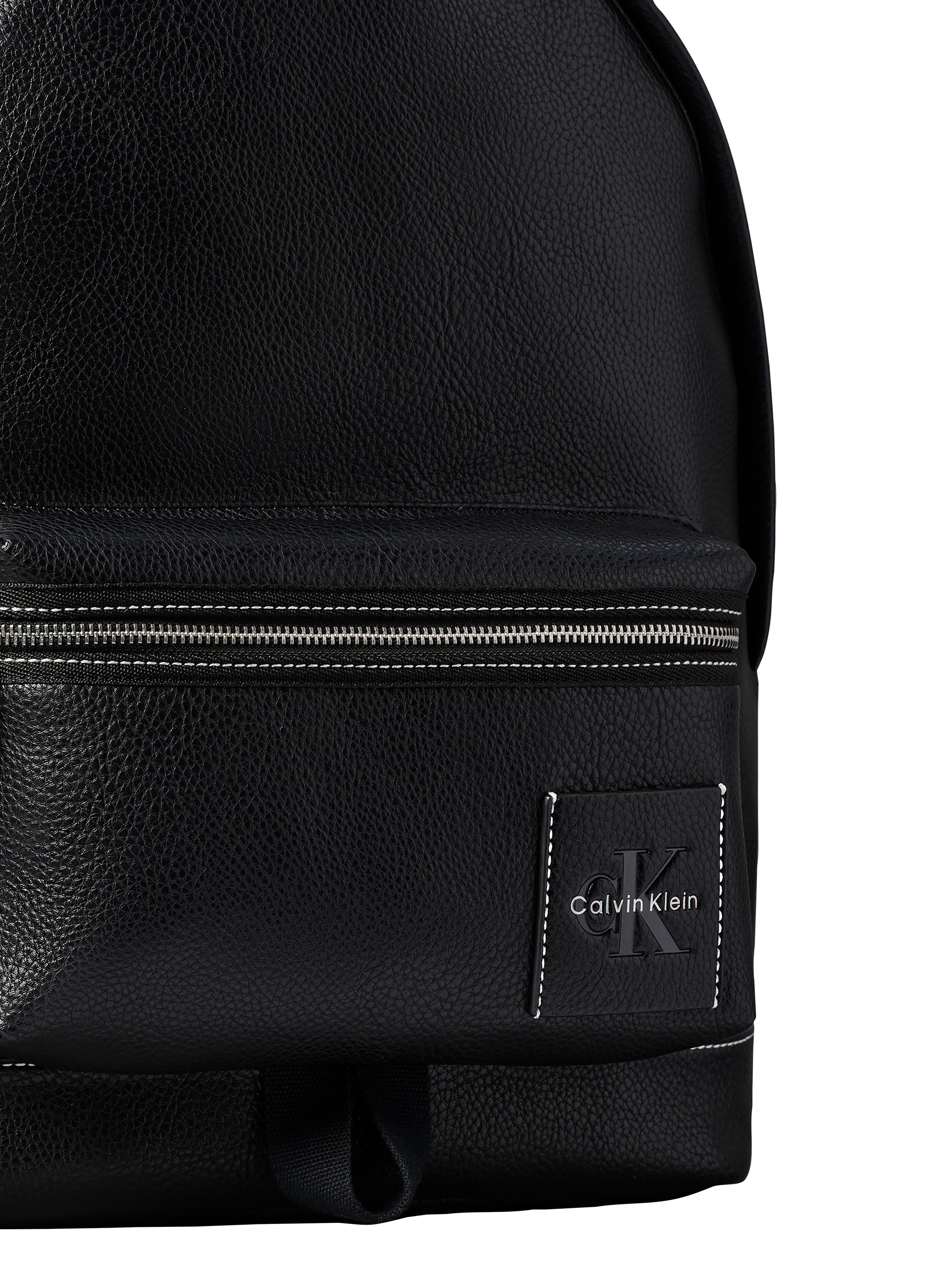 Bold Pebble Round Black